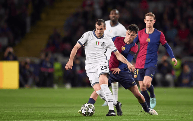 174次扑救，库尔图瓦是2025年五大联赛扑救次数最多的门将（库尔图瓦以174次扑救领跑2025年五大联赛门将扑救榜）