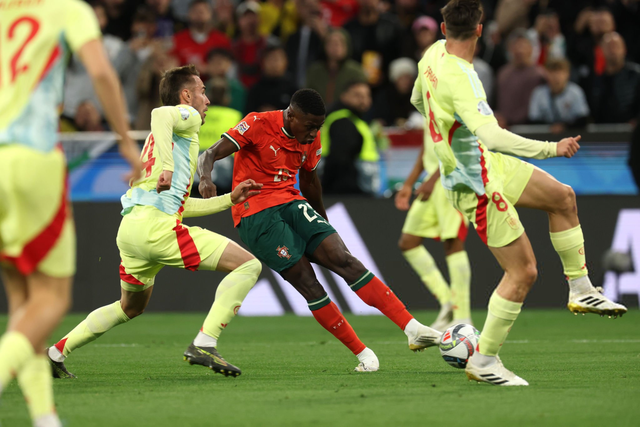 齐沃：我们没有所谓的轮换，我们的22名球员都很优秀（齐沃：谈不上轮换，我们的22名球员个个出色）