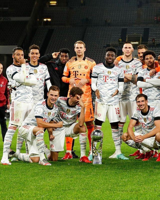 阿莫林更衣室怒骂曼联球员，直言愤怒又失望！基恩炮轰红魔如小学生（阿莫林更衣室痛斥曼联将士：又怒又失望，基恩批红魔稚嫩如小学生）