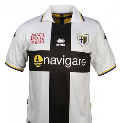 都体：DV9肌肉不适但伤情不重，保险起见周末联赛会替补（都体：DV9肌肉轻微不适无大碍，周末联赛为稳妥将从替补席出发）