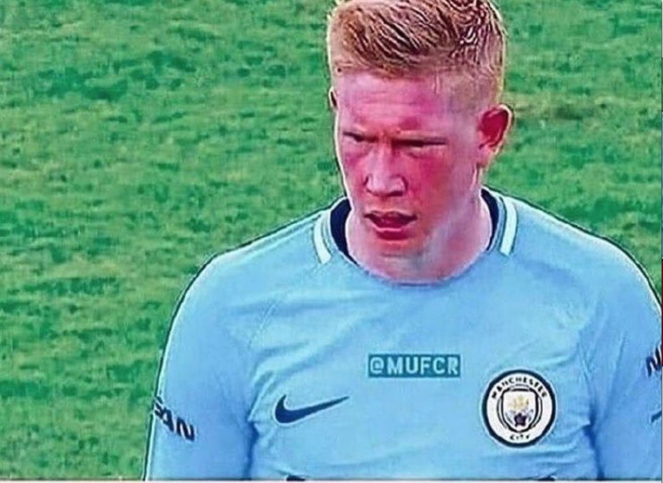 佩雷茨：诺伊尔是有史以来最优秀的门将；我本想成为汉堡首发（佩雷茨：诺伊尔堪称史上最佳门将；我曾盼在汉堡坐稳主力）